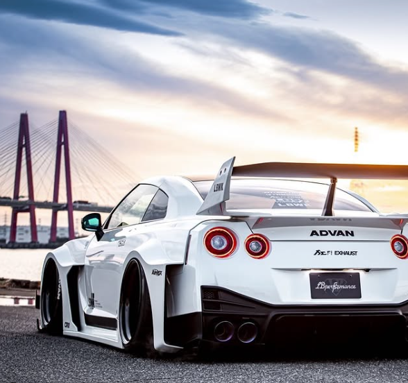 曾经只卖50万的日产超跑GT-R 终究还是停产了