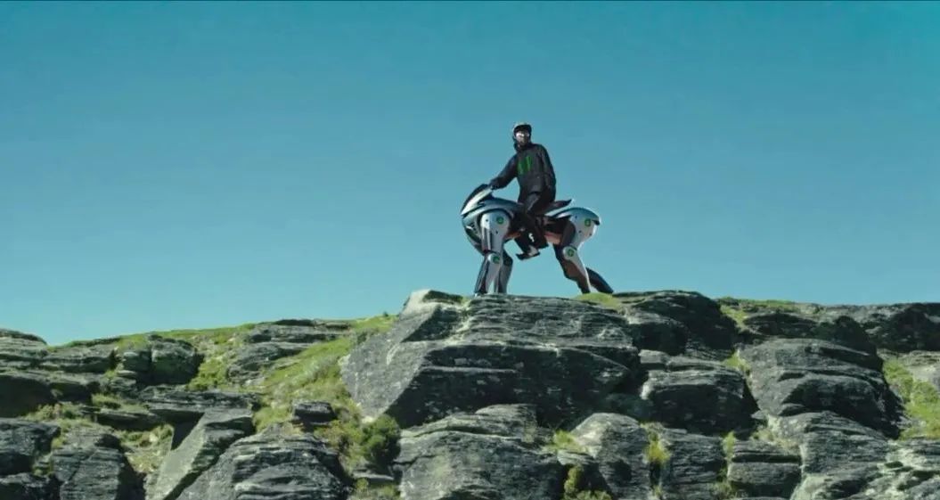 川崎载人机器人火了,但造出梦想坐骑还要25年