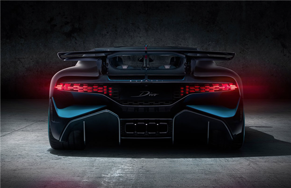 售价4157万、全球限量40台的神车!布加迪Divo国内首秀